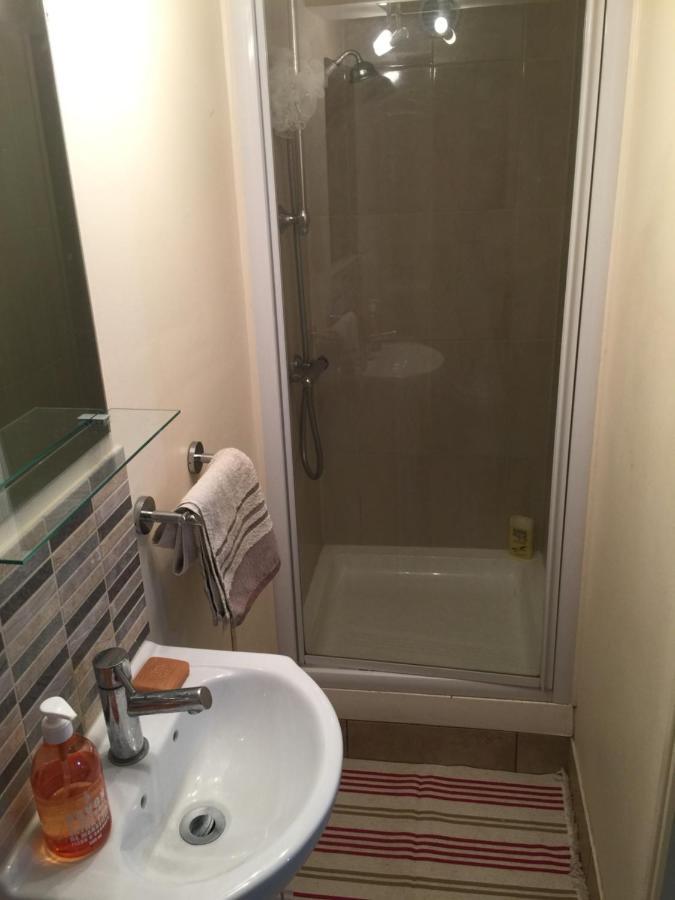 Peaceful 3 Bedroom 8 Person Ground Floor Apartment With Large Private Heated Pool La Digne-d'Amont 外观 照片